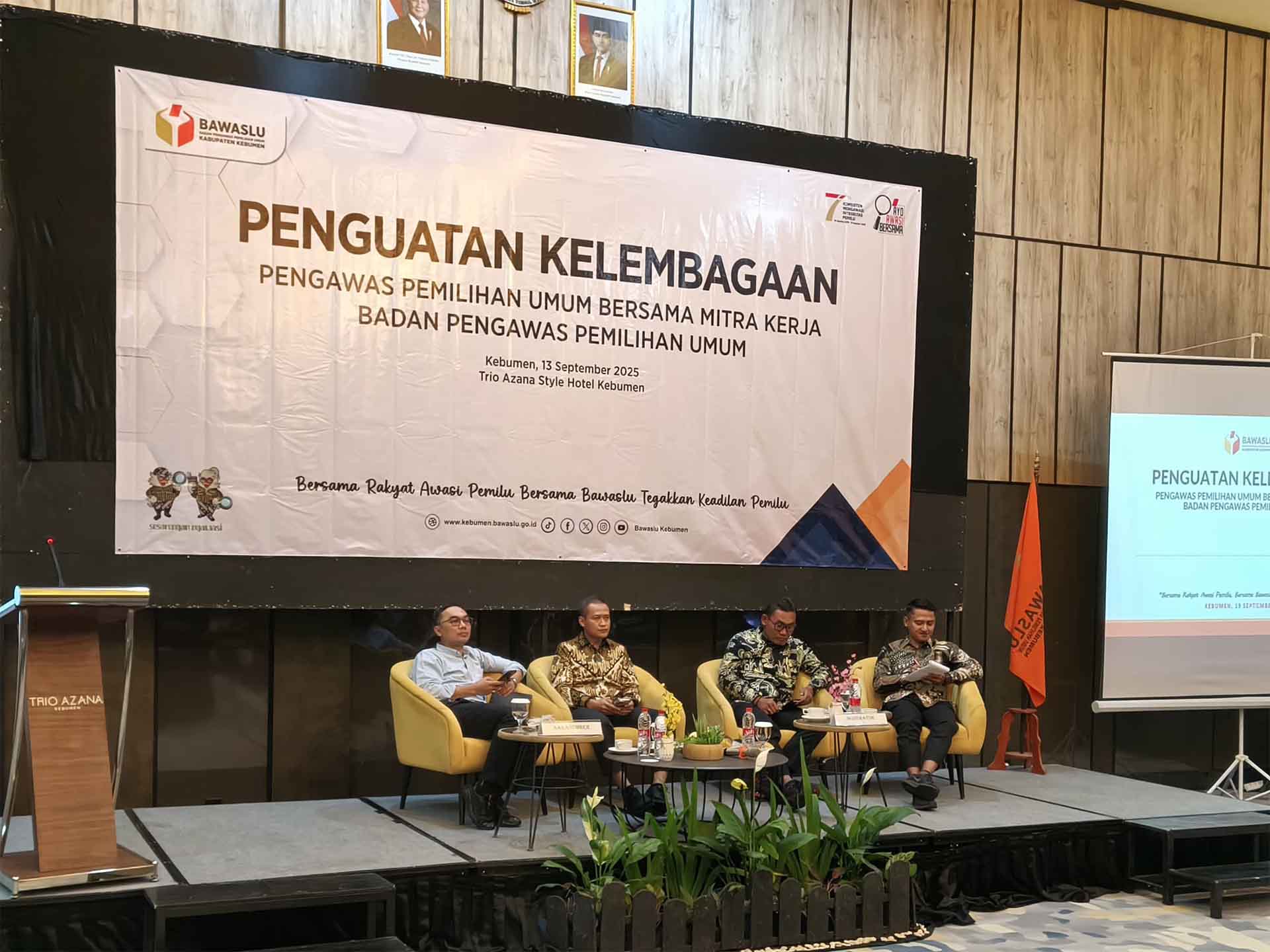 Azis dalam kegiatan Penguatan Kelembagaan Pengawas Pemilihan Umum Bersama Mitra Kerja Bawaslu di Kebumen, Sabtu (13/9/2025)